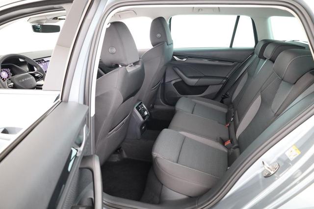 Skoda Octavia Combi 1.5 TSI mHEV 110 kW Selection DSG Selection, AHK, FS-beheizbar, Side, 17-Zoll 
