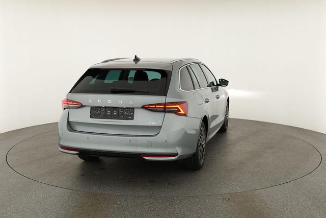 Skoda Octavia Combi 1.5 TSI mHEV 110 kW Selection DSG Selection, AHK, FS-beheizbar, Side, 17-Zoll 