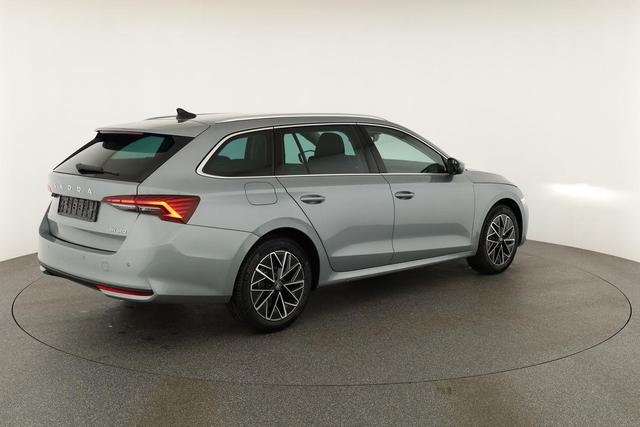 Skoda Octavia Combi 1.5 TSI mHEV 110 kW Selection DSG Selection, AHK, FS-beheizbar, Side, 17-Zoll 
