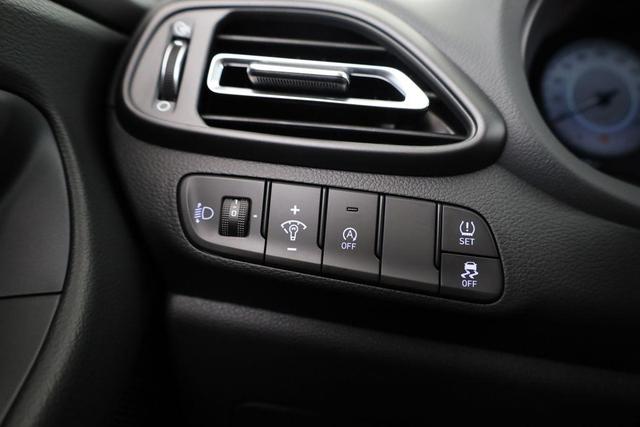 Hyundai i30 Kombi 1.6 T-GDI DCT DCT, Navi, Kamera, 16-Zoll, 5 J.-Garantie 