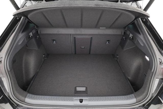 Cupra Formentor 2.0 TSI 150 kW 4Drive DSG 4Drive, Pano, Navi, Matrix, el. Klappe, Side, AreaView, ACC, 19-Zoll, sofort 