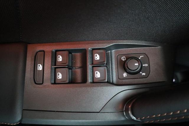 Cupra Formentor 2.0 TSI 150 kW 4Drive DSG 4Drive, Pano, Navi, Matrix, el. Klappe, Side, AreaView, ACC, 19-Zoll, sofort 