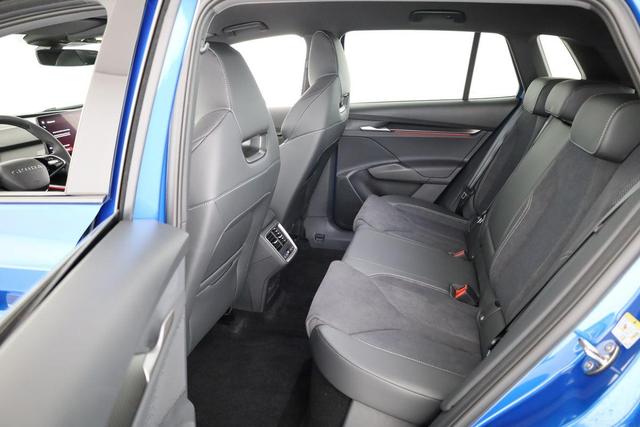 Skoda Elroq 85 x Sportline 85x Sportline, AHK, Matrix, W&auml;rmepumpe, 21-Zoll, Navi, el. Klappe, FS-beheizbar 