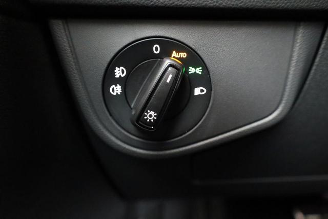 Volkswagen Taigo R-Line 1.5 TSI DSG Black, AHK, Navi, IQ.Light, IQ.Drive, Kamera, ACC, 18-Zoll 