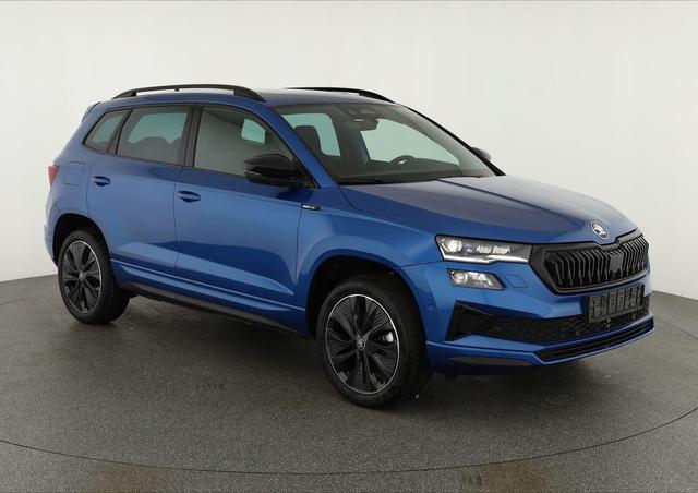 Skoda Karoq - Sportline 1.5 TSI DSG Sportline, Pano, AHK, Navi, CANTON, Matrix, AreaView, Side, el. Klappe, FS-beheizbar, 5 J.-Garantie