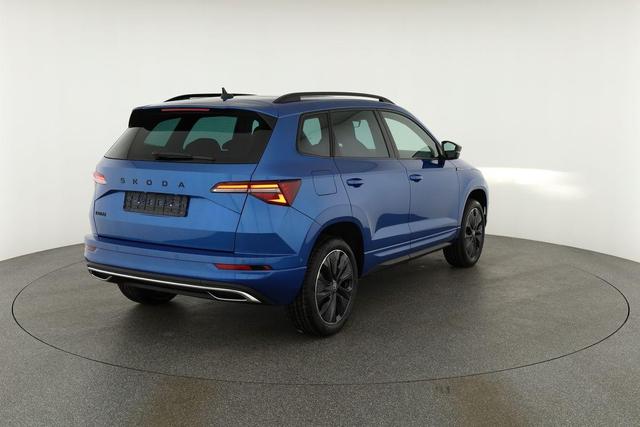 Skoda Karoq Sportline 1.5 TSI DSG Sportline, Pano, AHK, Navi, CANTON, Matrix, AreaView, Side, el. Klappe, FS-beheizbar, 5 J.-Garantie 