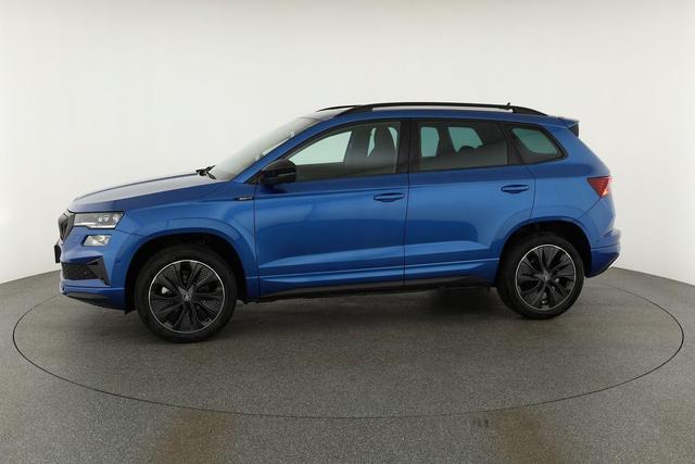 Skoda Karoq Sportline 1.5 TSI DSG Sportline, Pano, AHK, Navi, CANTON, Matrix, AreaView, Side, el. Klappe, FS-beheizbar, 5 J.-Garantie 