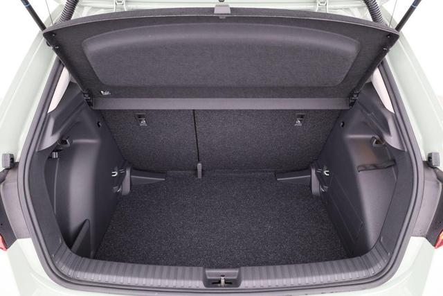 Skoda Fabia Selection 1.0 TSI Selection, Park, SmartLink, 4 J.-Garantie 
