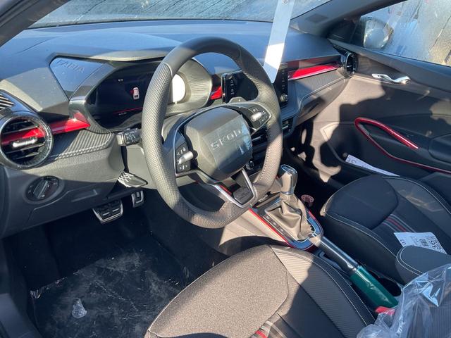 Skoda Fabia - Monte Carlo 1.5 TSI DSG Carlo, Ladeboden, LED, Kamera, App-Connect, 17-Zoll