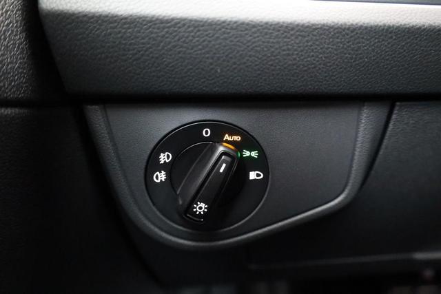 Volkswagen Taigo R-Line 1.5 TSI DSG Black, AHK, Navi, IQ.Light, IQ.Drive, Kamera, ACC, 18-Zoll 