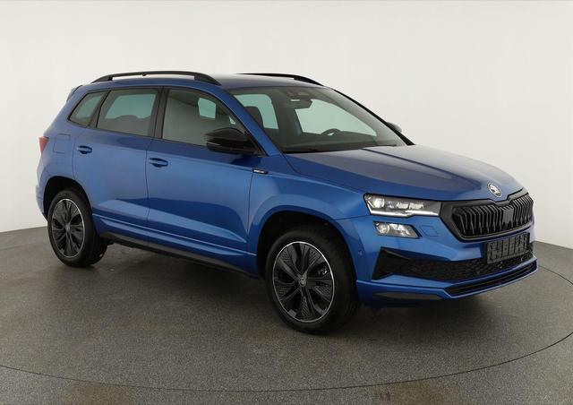 Skoda Karoq - Sportline 1.5 TSI DSG Sportline, AHK, Navi, CANTON, Matrix, AreaView, Side, Kamera, el. Klappe, FS-beheizbar, 5 J.-Garantie