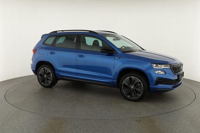 Skoda Karoq Sportline 1.5 TSI DSG Sportline, AHK, Navi, CANTON, Matrix, AreaView, Side, Kamera, el. Klappe, FS-beheizbar, 5 J.-Garantie 