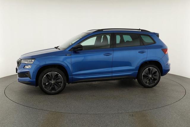 Skoda Karoq Sportline 1.5 TSI DSG Sportline, AHK, Navi, CANTON, Matrix, AreaView, Side, Kamera, el. Klappe, FS-beheizbar, 5 J.-Garantie 
