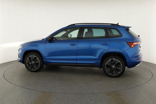 Skoda Karoq Sportline 1.5 TSI DSG Sportline, AHK, Navi, CANTON, Matrix, AreaView, Side, Kamera, el. Klappe, FS-beheizbar, 5 J.-Garantie 