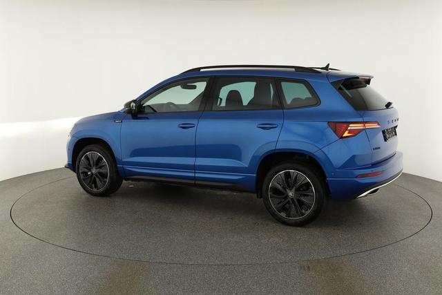 Skoda Karoq Sportline 1.5 TSI DSG Sportline, AHK, Navi, CANTON, Matrix, AreaView, Side, Kamera, el. Klappe, FS-beheizbar, 5 J.-Garantie 
