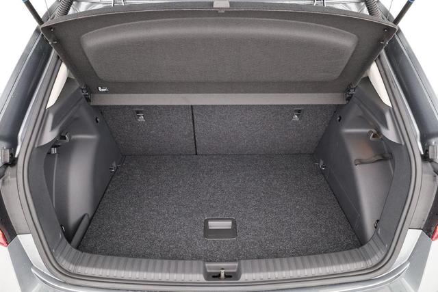 Skoda Fabia Selection 1.0 TSI Selection, Ladeboden, Park, SmartLink, 4 J.-Garantie 