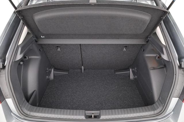 Skoda Fabia Selection 1.0 TSI Selection, Tempomat, Park, SmartLink, 4 J.-Garantie 