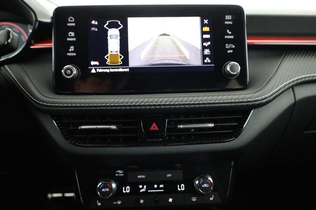 Skoda Fabia Monte Carlo 1.5 TSI DSG Carlo, Ladeboden, LED, Kamera, App-Connect, 17-Zoll 