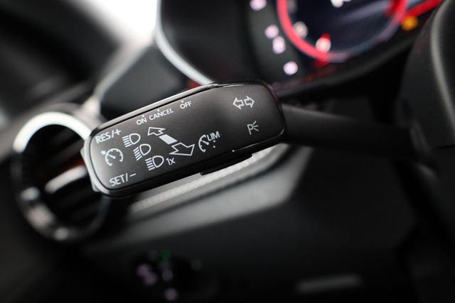 Skoda Fabia Monte Carlo 1.5 TSI DSG Carlo, Ladeboden, LED, Kamera, App-Connect, 17-Zoll 