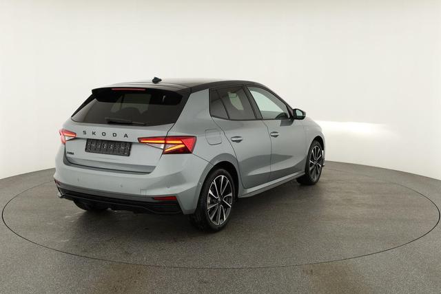 Skoda Fabia Monte Carlo 1.5 TSI DSG Carlo, Ladeboden, LED, Kamera, App-Connect, 17-Zoll 