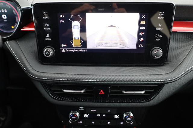 Skoda Fabia Monte Carlo 1.5 TSI DSG Carlo, Ladeboden, LED, Kamera, App-Connect, 17-Zoll 