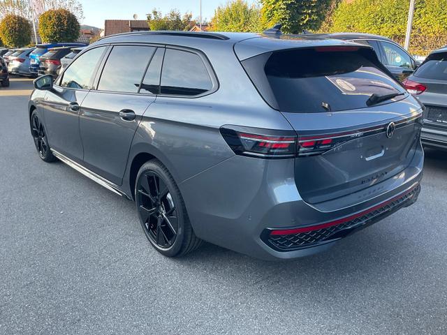 Volkswagen Passat Variant 2.0 TDI 110 kW R-line DSG Black, Pano, AHK, Navi, IQ.Light, Side, Kamera. el. Klappe, 19-Zoll, 5 J.-Garantie 