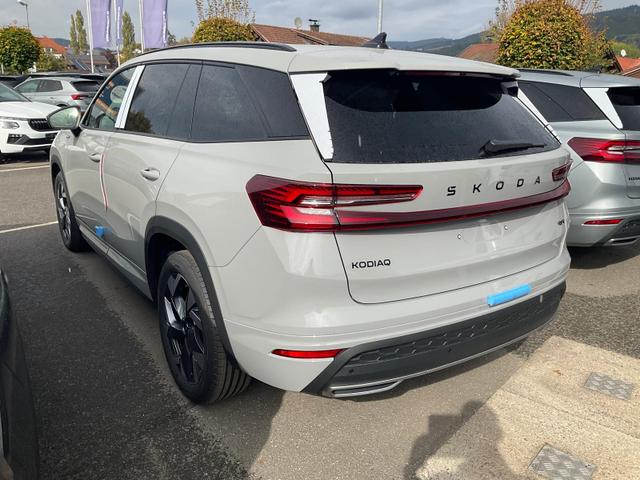 Skoda Kodiaq 2.0 TSI 150 kW 4x4 Sportline DSG Sportline, AHK, Navi, Matrix, Canton, Side, FS-beheizbar, el. Klappe, Kamera, 19-Zoll, 5 J.-Garantie 