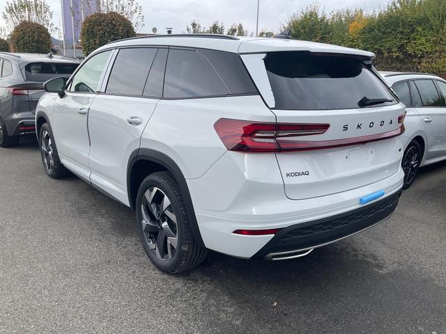 Skoda Kodiaq 2.0 TDI 142 kW 4x4 Sportline DSG Sportline, AHK, Navi, Matrix, Canton, Side, FS-beheizbar, el-Klappe, Kamera, 19-Zoll, 5 J.-Garantie 