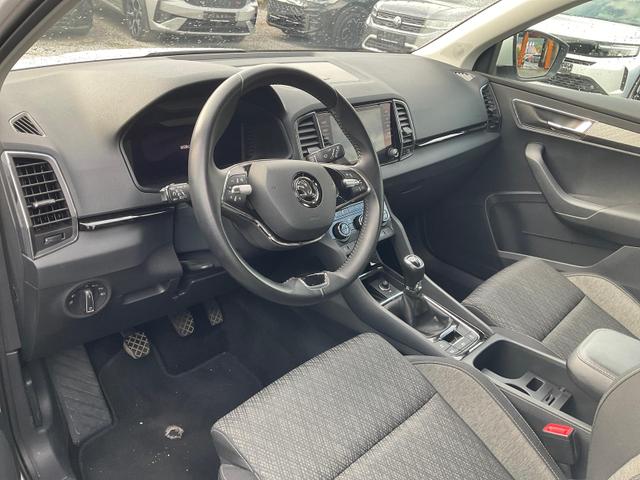 Gebrauchtfahrzeug Skoda Karoq - Style 1.5 TSI Style, AHK, Pano, LED, Navi, Kamera, 1. Hand