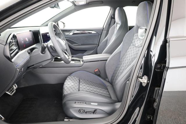 Volkswagen Passat Variant 2.0 TDI 142 kW 4Motion R-Line DSG 4M Black, Pano, AHK, Navi, IQ.Light, Side, Kamera, el. Klappe, 19-Zoll, 5 J.-Garantie 