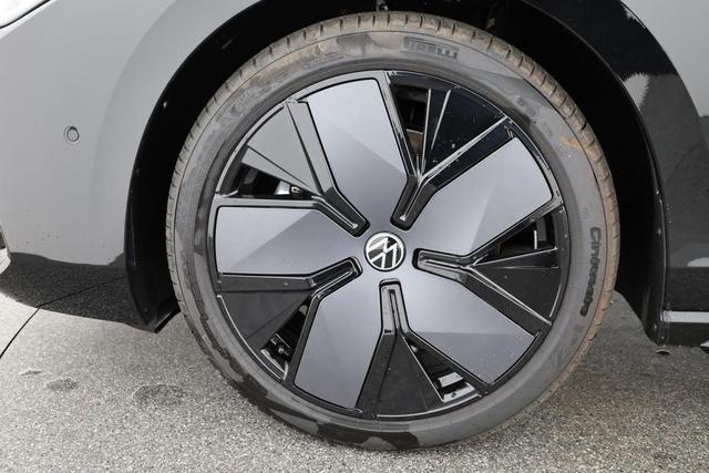Volkswagen Passat Variant 2.0 TDI 142 kW 4Motion R-Line DSG 4M Black, Pano, AHK, Navi, IQ.Light, Side, Kamera, el. Klappe, 19-Zoll, 5 J.-Garantie 