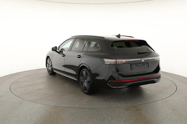 Volkswagen Passat Variant 2.0 TDI 142 kW 4Motion R-Line DSG 4M Black, Pano, AHK, Navi, IQ.Light, Side, Kamera, el. Klappe, 19-Zoll, 5 J.-Garantie 