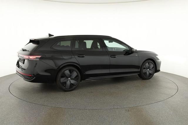 Volkswagen Passat Variant 2.0 TSI 150 kW R-Line DSG Black, Pano, AHK, Navi, IQ.Light, Side, Kamera, el. Klappe, 19-Zoll, 5 J.-Garantie 