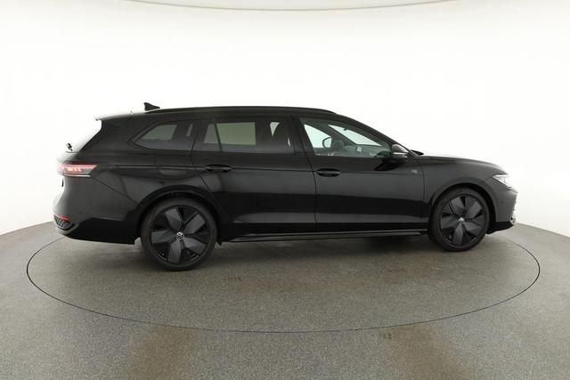 Volkswagen Passat Variant 2.0 TSI 150 kW R-Line DSG Black, Pano, AHK, Navi, IQ.Light, Side, Kamera, el. Klappe, 19-Zoll, 5 J.-Garantie 
