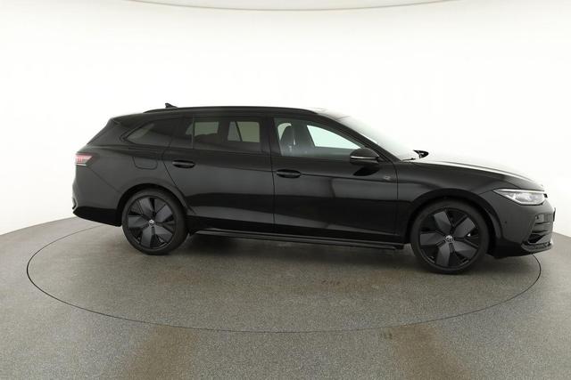Volkswagen Passat Variant 2.0 TSI 150 kW R-Line DSG Black, Pano, AHK, Navi, IQ.Light, Side, Kamera, el. Klappe, 19-Zoll, 5 J.-Garantie 