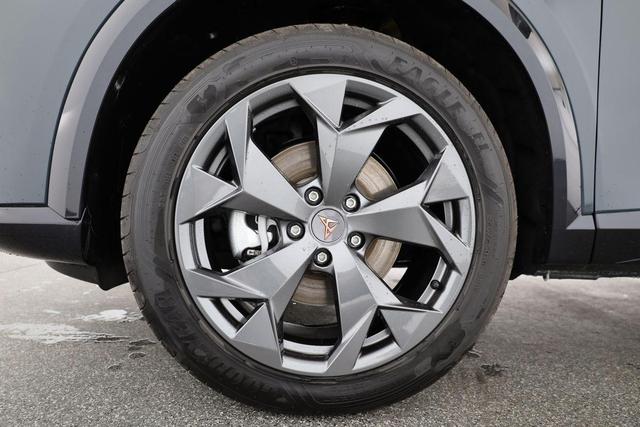 Cupra Formentor 1.5 eTSI 110 kW DSG, LED, el. Klappe, Kamera, ACC, 18-Zoll, sofort 