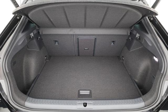 Cupra Formentor 1.5 eTSI 110 kW DSG, LED, el. Klappe, Kamera, ACC, 18-Zoll, sofort 