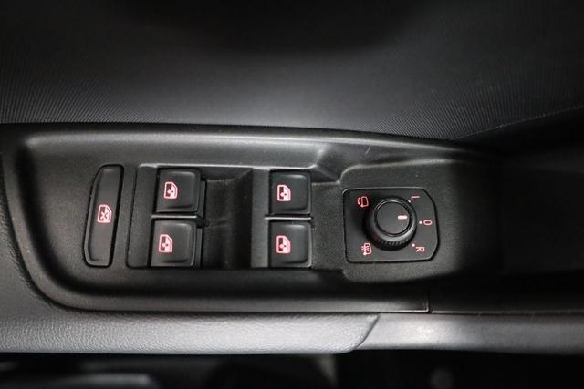 Audi A1 Sportback 25 TFSI S line S-line, Virtual Cockpit, Navi, 18-Zoll 