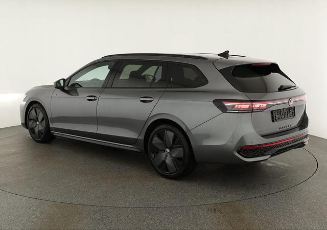 Volkswagen Passat Variant 2.0 TDI 110 kW R-line DSG Black, Pano, AHK, Navi, IQ.Light, Side, Kamera. el. Klappe, 19-Zoll, 5 J.-Garantie 