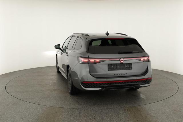 Volkswagen Passat Variant 2.0 TDI 110 kW R-line DSG Black, Pano, AHK, Navi, IQ.Light, Side, Kamera. el. Klappe, 19-Zoll, 5 J.-Garantie 