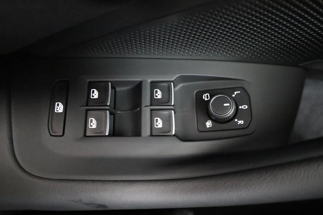 Volkswagen Passat Variant 2.0 TDI 110 kW R-line DSG R-LINE, AHK, Navi, IQ.Light, Side, Kamera, el. Klappe, 18-Zoll, 5 J.-Garantie 