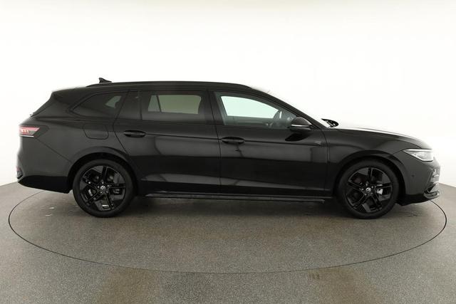 Volkswagen Passat Variant 2.0 TDI 110 kW R-line DSG R-LINE, AHK, Navi, IQ.Light, Side, Kamera, el. Klappe, 18-Zoll, 5 J.-Garantie 