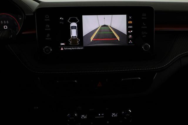 Skoda Fabia Monte Carlo 1.5 TSI DSG Carlo, Ladeboden, LED, Kamera, App-Connect, 17-Zoll 