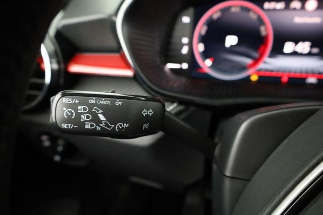 Skoda Fabia Monte Carlo 1.5 TSI DSG Carlo, Ladeboden, LED, Kamera, App-Connect, 17-Zoll 