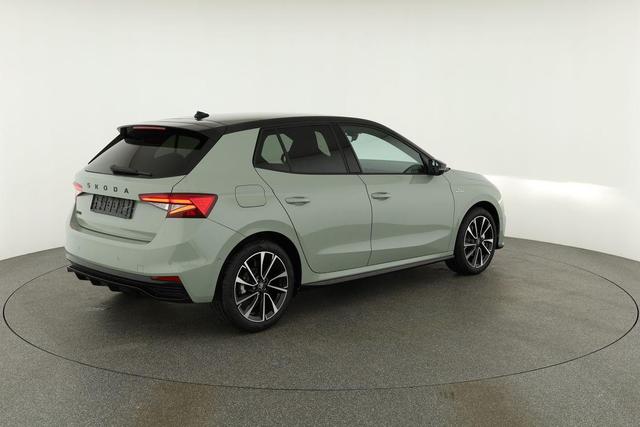 Skoda Fabia Monte Carlo 1.5 TSI DSG Carlo, Ladeboden, LED, Kamera, App-Connect, 17-Zoll 