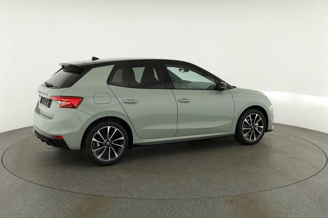 Skoda Fabia Monte Carlo 1.5 TSI DSG Carlo, Ladeboden, LED, Kamera, App-Connect, 17-Zoll 