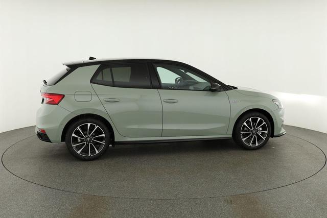 Skoda Fabia Monte Carlo 1.5 TSI DSG Carlo, Ladeboden, LED, Kamera, App-Connect, 17-Zoll 