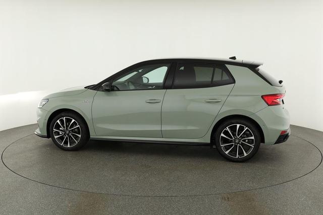 Skoda Fabia Monte Carlo 1.5 TSI DSG Carlo, Ladeboden, LED, Kamera, App-Connect, 17-Zoll 