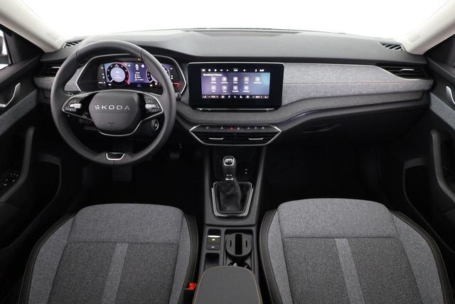 Skoda Octavia Combi 1.5 TSI 110 kW Selection Selection, LED, Side, ACC, Kamera, 17-Zoll 
