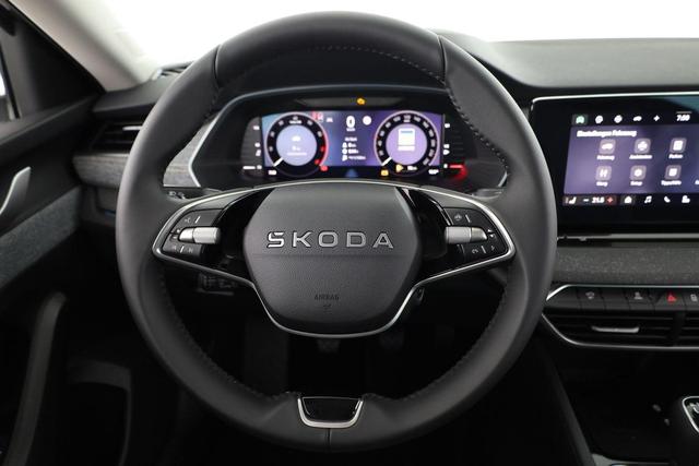 Skoda Octavia Combi 1.5 TSI 110 kW Selection Selection, LED, Side, ACC, Kamera, 17-Zoll 
